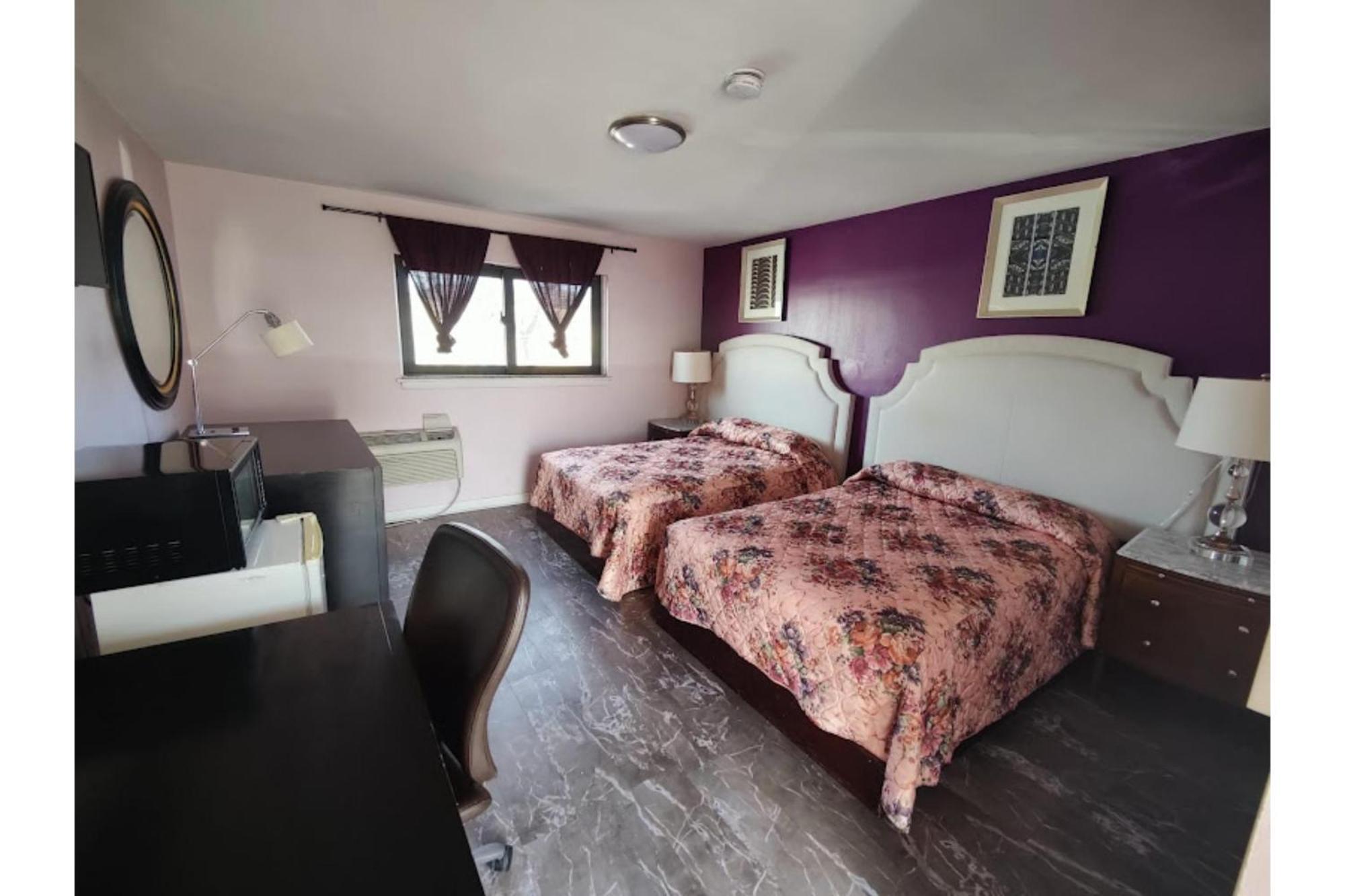 Oyo Hotel Edgebrook Chicago North Shore ภายนอก รูปภาพ